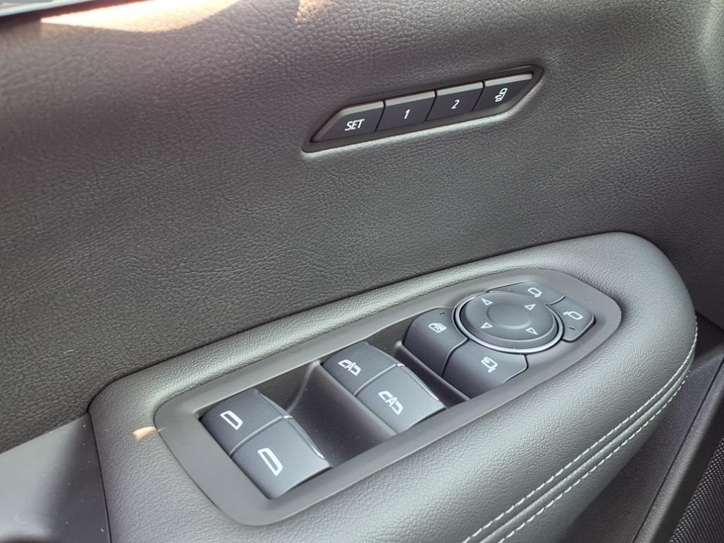 2025 Cadillac XT6 Luxury - 10