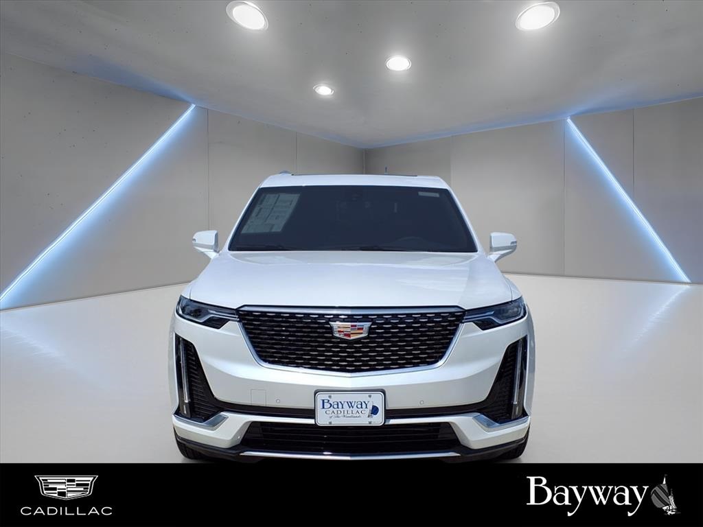 2025 Cadillac XT6 Luxury - 3