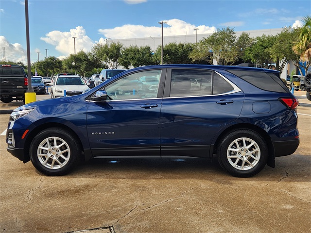 2022 Chevrolet Equinox LT - 3