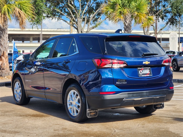 2022 Chevrolet Equinox LT - 4