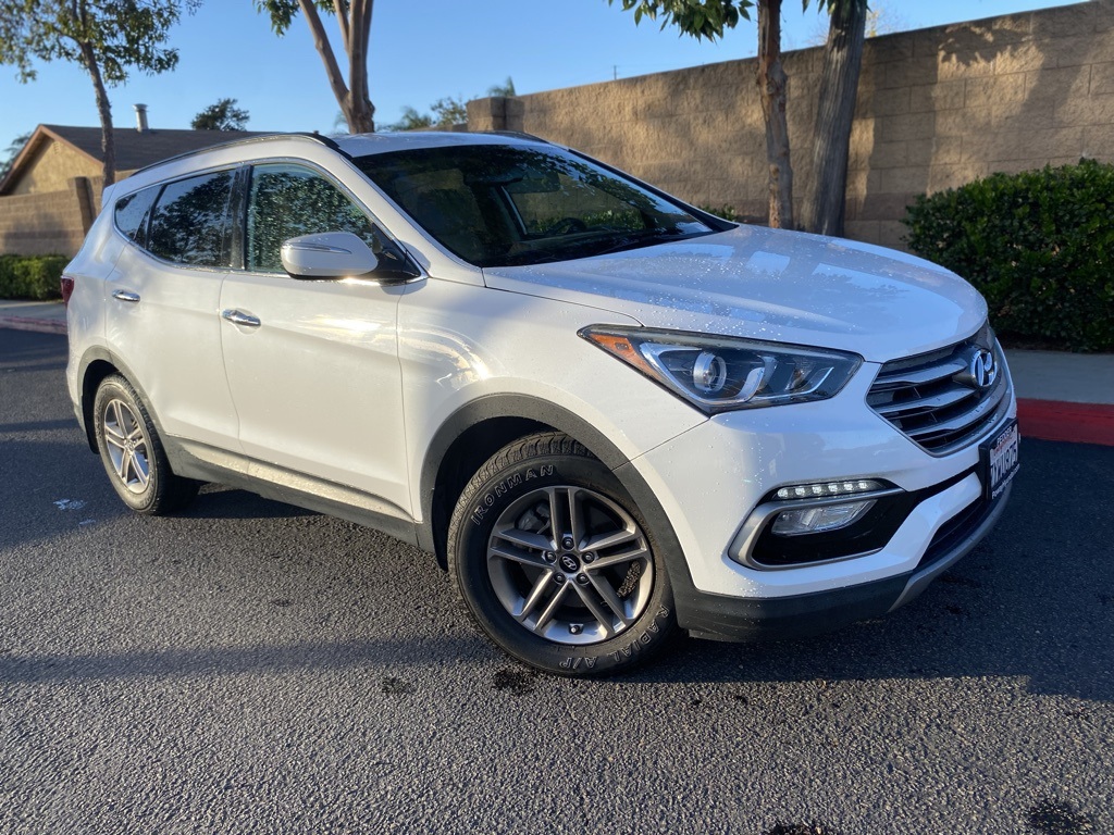 2017 Hyundai Santa Fe Sport's photo