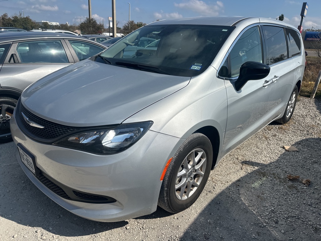 2024 Chrysler Voyager LX FWD