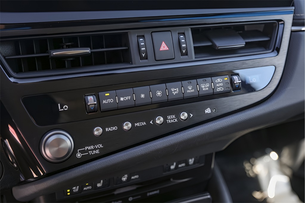 Used Car 2022 Lexus Es  350 For Sale Under $40,000 In Austin, Texas