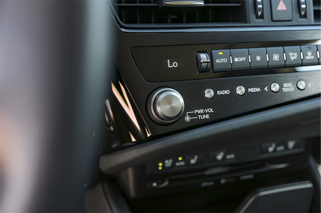 Used Car 2022 Lexus Es  350 For Sale Under $40,000 In Austin, Texas