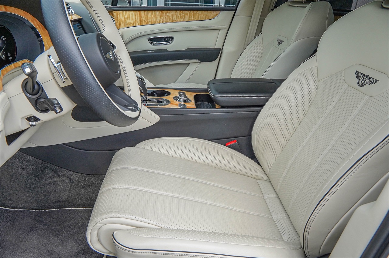 Used Car 2023 Bentley Bentayga  V8 For Sale Under $150,000 In Austin, Texas