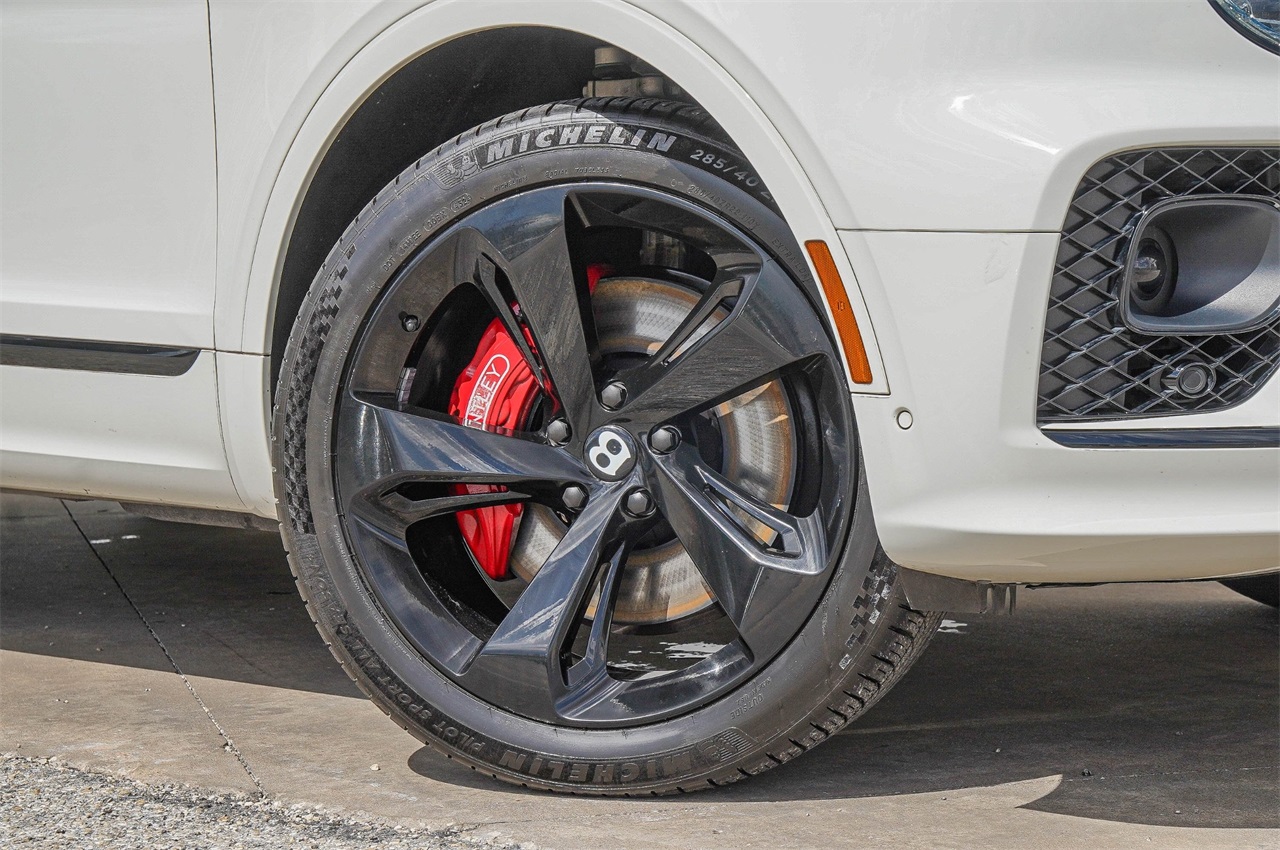 Used Car 2023 Bentley Bentayga  V8 For Sale Under $150,000 In Austin, Texas