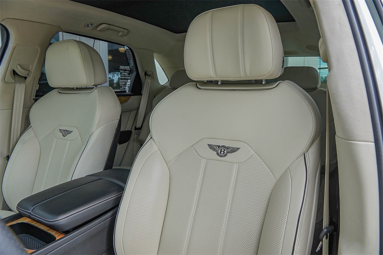 Used Car 2023 Bentley Bentayga  V8 For Sale Under $150,000 In Austin, Texas