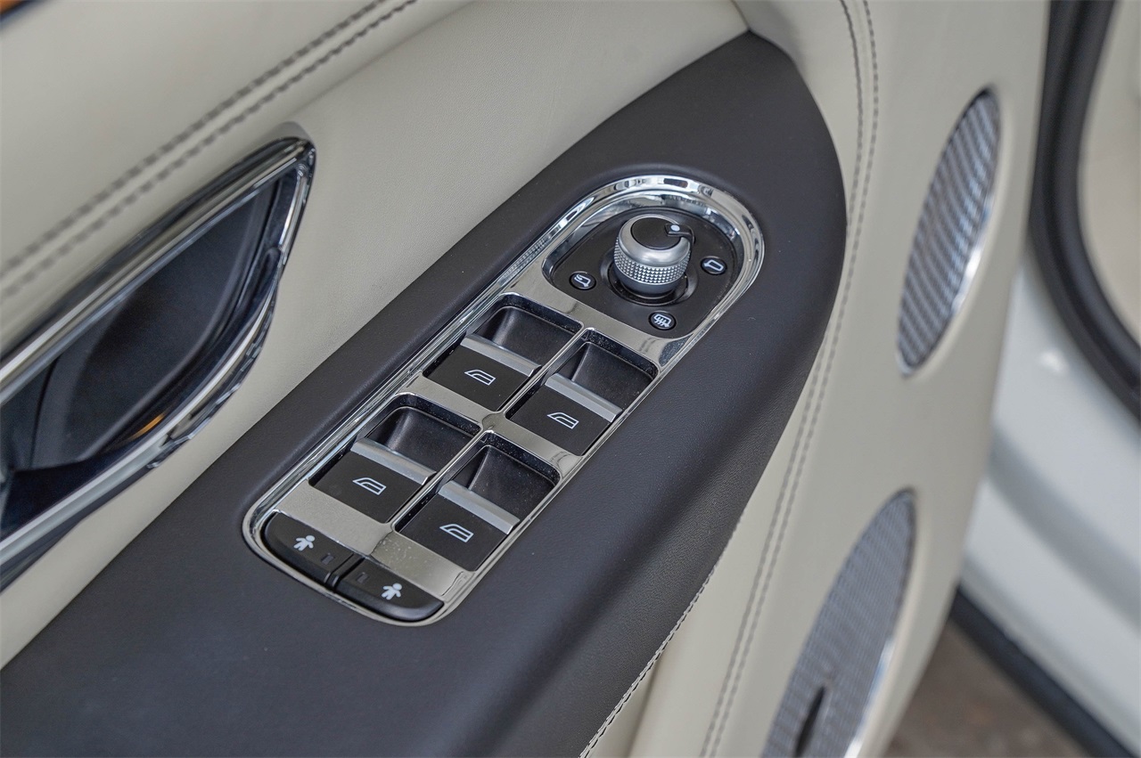 Used Car 2023 Bentley Bentayga  V8 For Sale Under $150,000 In Austin, Texas