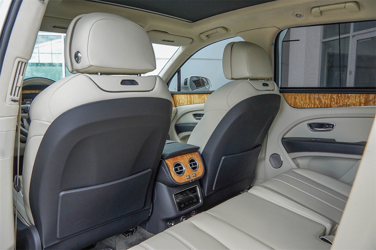 Used Car 2023 Bentley Bentayga  V8 For Sale Under $150,000 In Austin, Texas