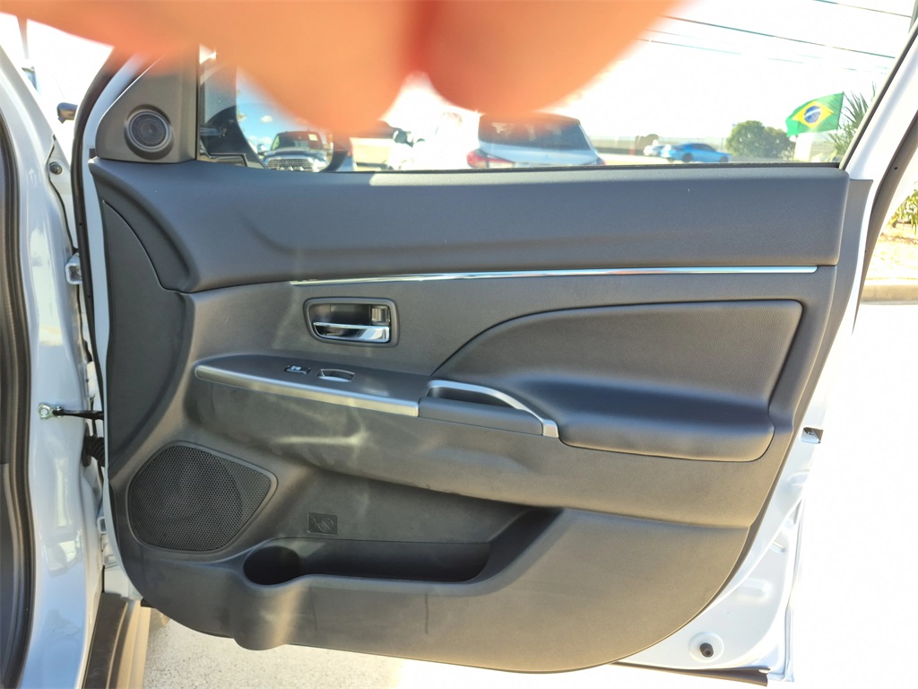 2025 Mitsubishi Outlander Sport SEL White at North Houston Mitsubishi