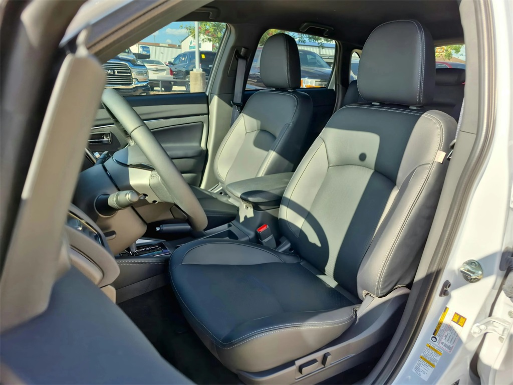 2025 Mitsubishi Outlander Sport SEL White at North Houston Mitsubishi