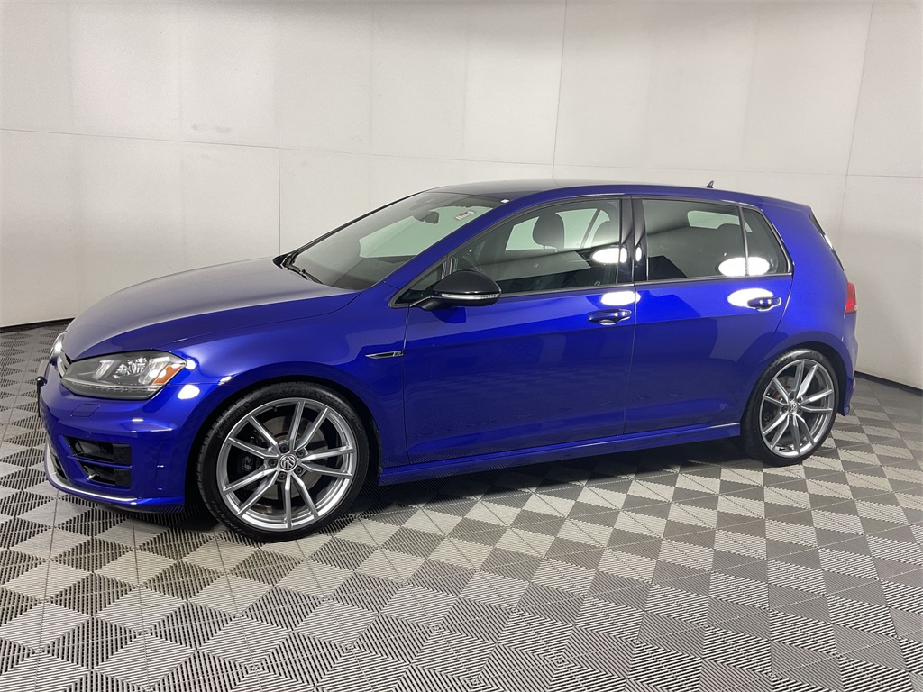 2017 Volkswagen Golf R 4-Door AWD with DCC and Navigation