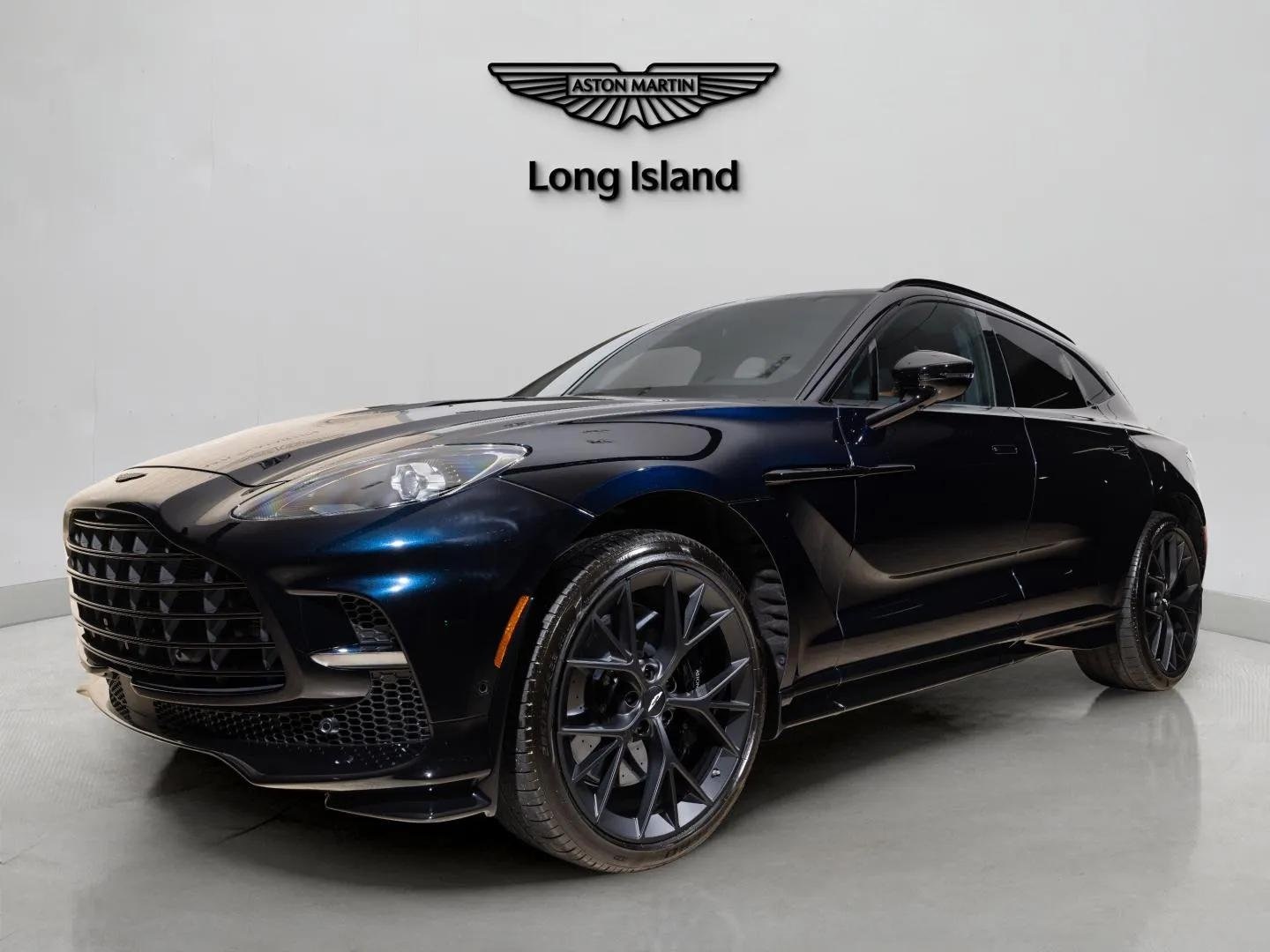 2025 Aston Martin DBX 707's photo