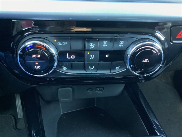 Used Car 2025 Chevrolet Trax  Lt For Sale Under $25,000 In San Antonio, Texas