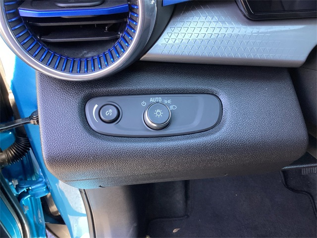 Used Car 2025 Chevrolet Trax  Lt For Sale Under $25,000 In San Antonio, Texas