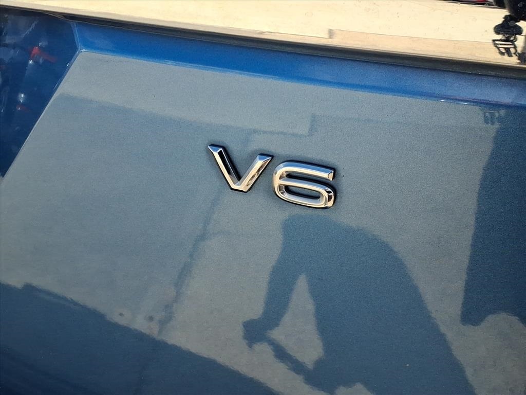 2019 Volkswagen Atlas 3.6L V6 SE Blue at Keating Nissan