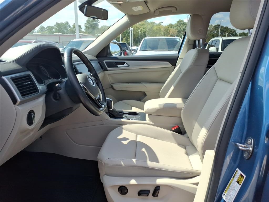 2019 Volkswagen Atlas 3.6L V6 SE Blue at Keating Nissan