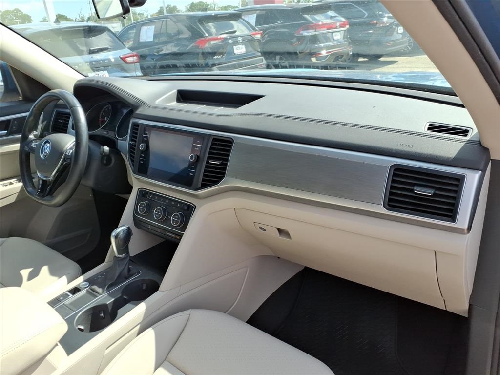 2019 Volkswagen Atlas 3.6L V6 SE Blue at Keating Nissan