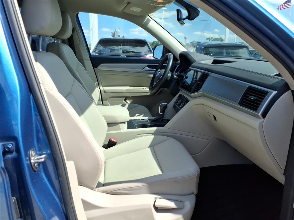 2019 Volkswagen Atlas 3.6L V6 SE Blue at Keating Nissan