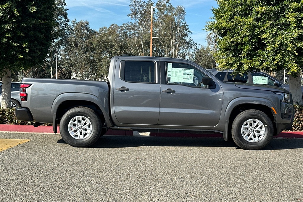 2026 Nissan Frontier S photo 3