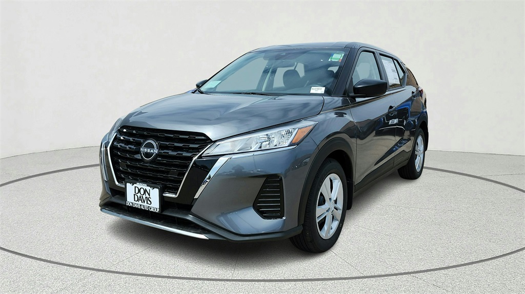2025 Nissan Kicks Play