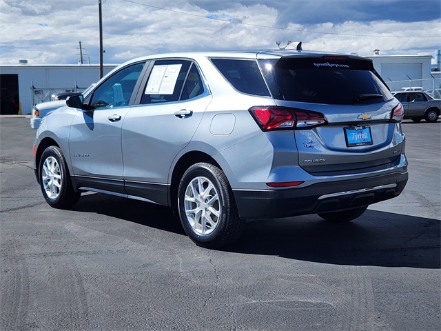2024 Chevrolet Equinox LT photo 3