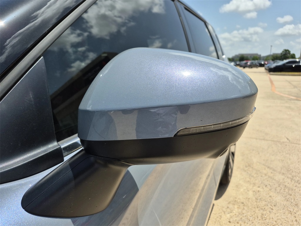 2025 Mitsubishi Outlander SEL Gray at Baytown Hyundai