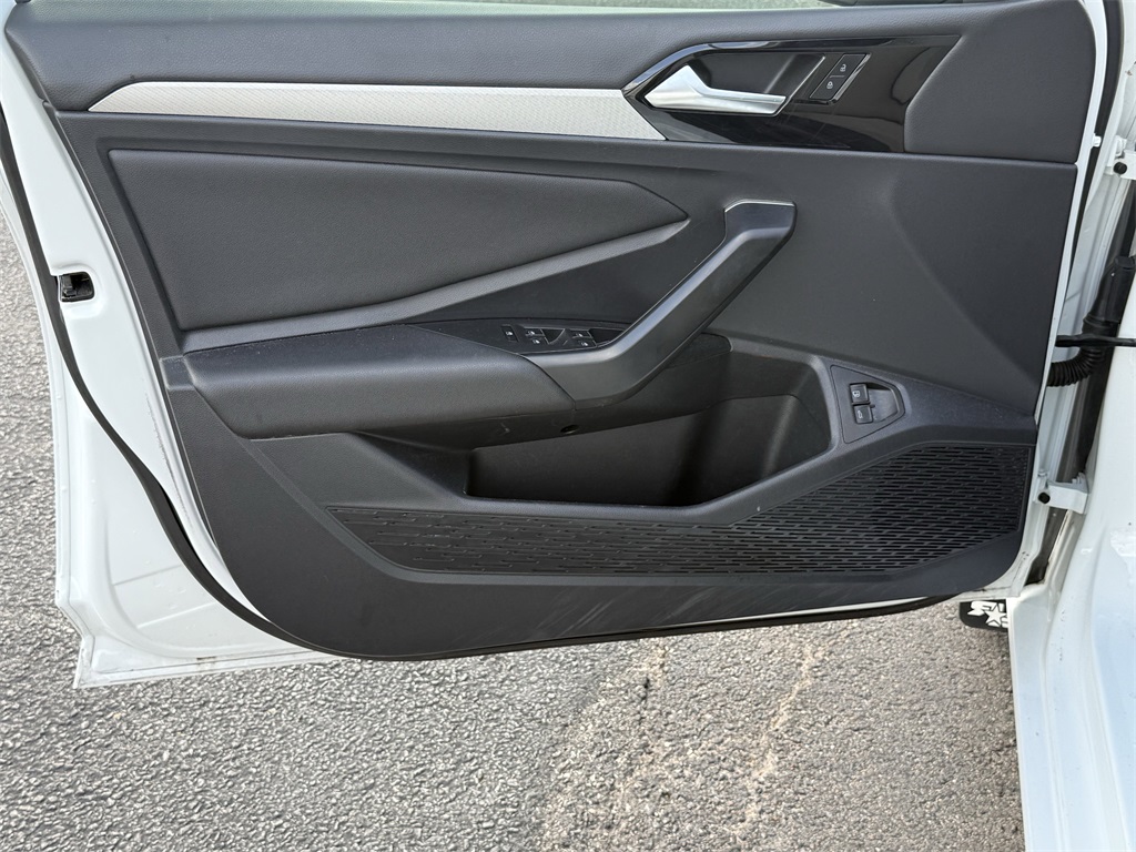 2021 Volkswagen Jetta R-Line White at DeMontrond Auto Country