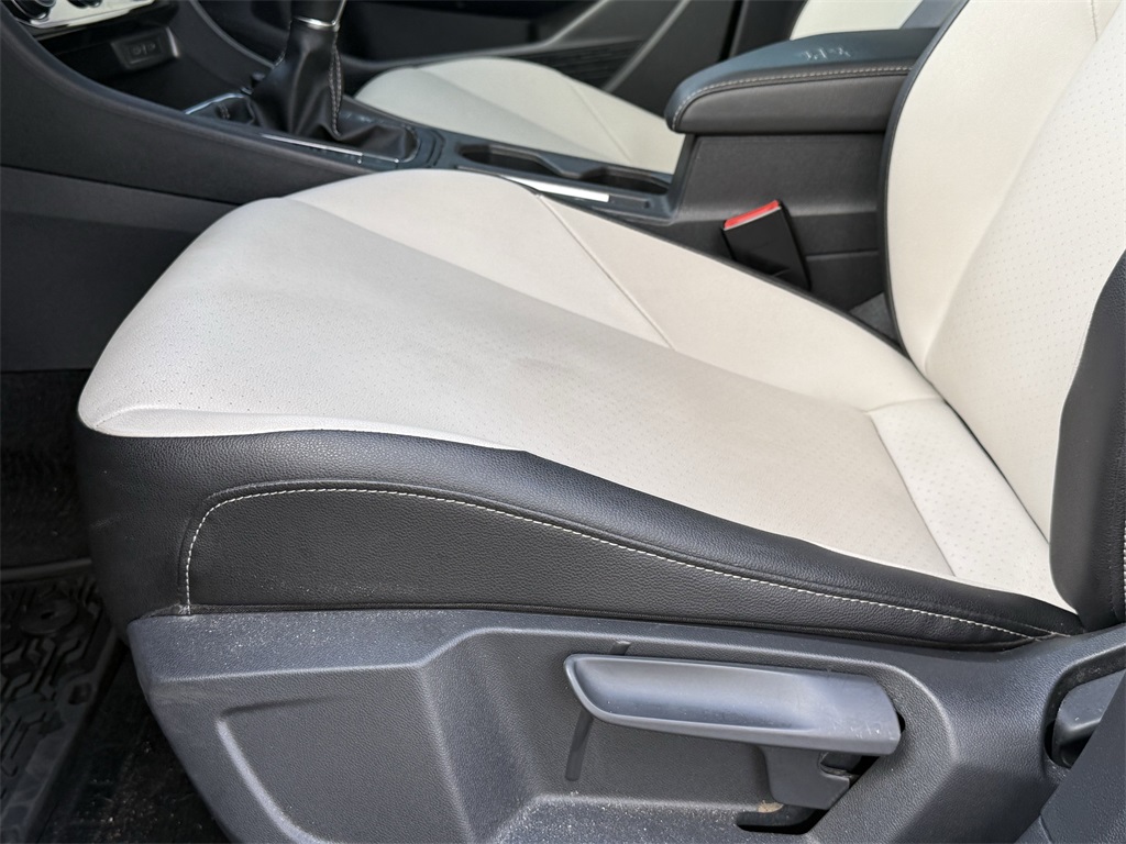 2021 Volkswagen Jetta R-Line White at DeMontrond Auto Country