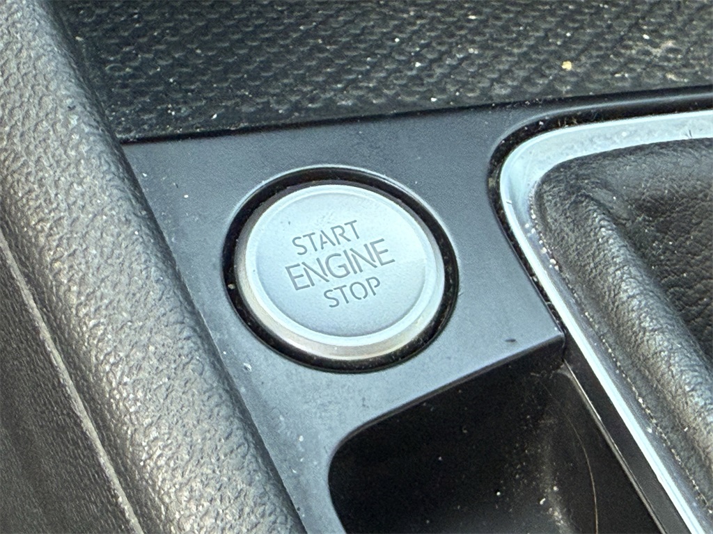 2021 Volkswagen Jetta R-Line White at DeMontrond Auto Country