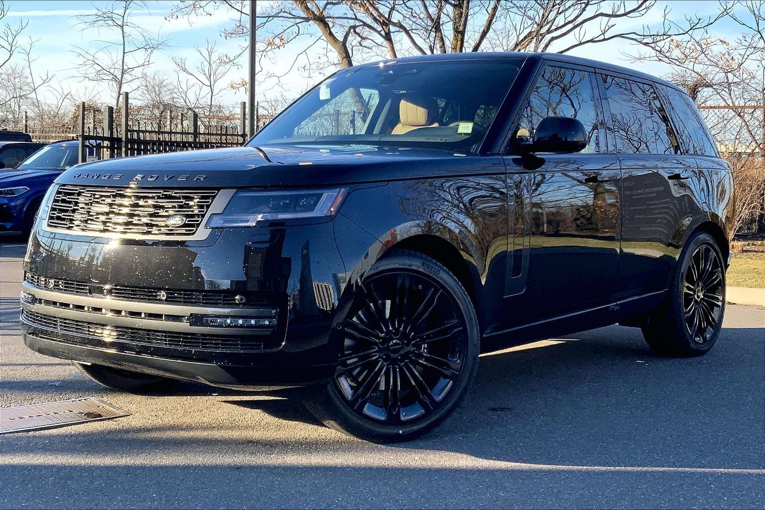 2026 Land Rover Range Rover P400 SE AWD