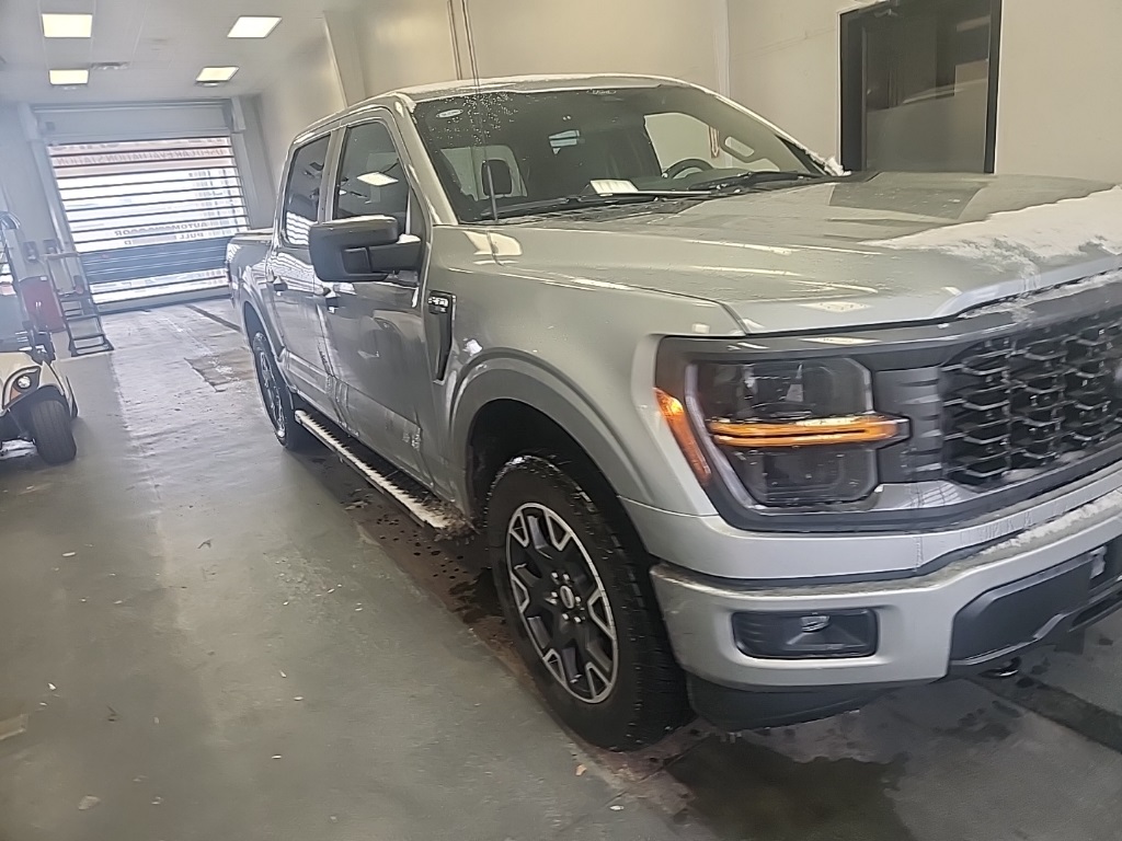 2025 Ford F-150 STX 4dr SuperCrew 4WD