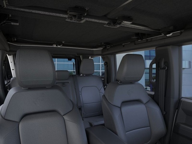 2025 Ford Bronco Outer Banks - 11