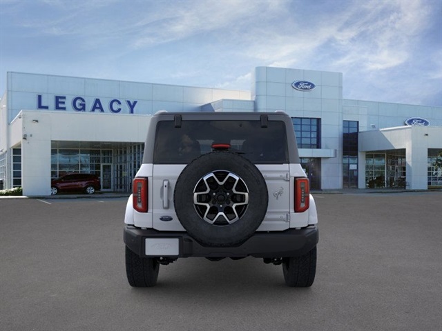 2025 Ford Bronco Outer Banks - 4