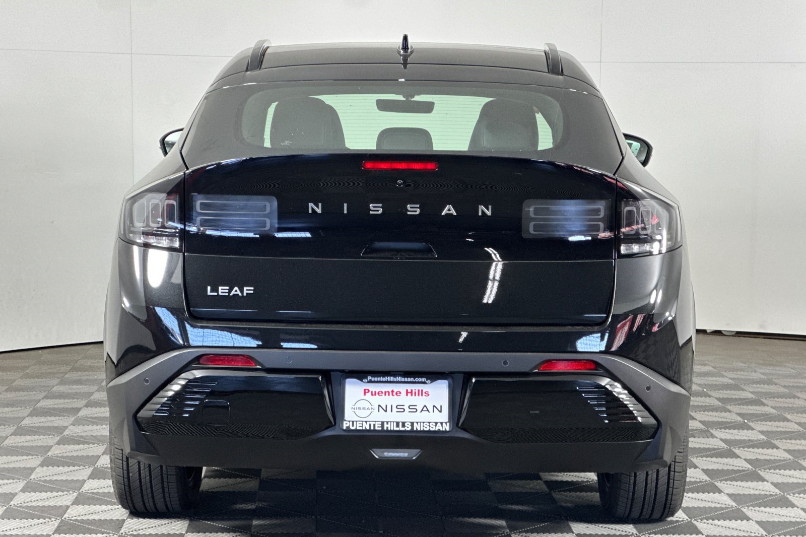 2026 Nissan Leaf photo 4