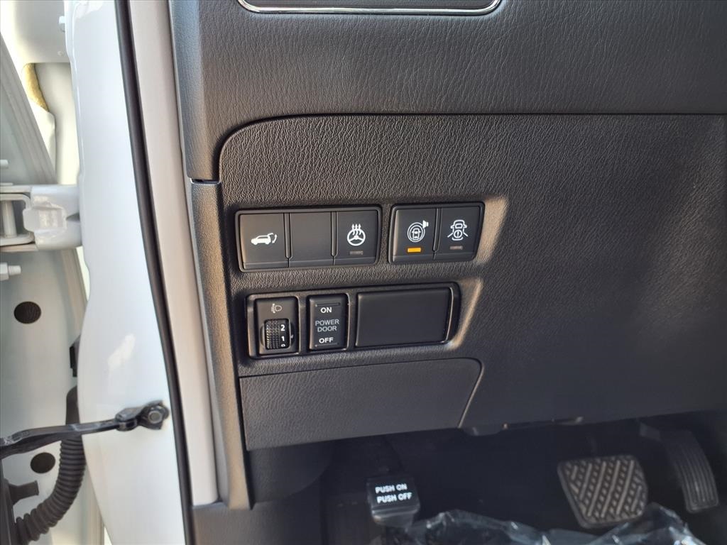 2021 INFINITI QX80 Premium Select White at Mac Haik CDJR North Houston