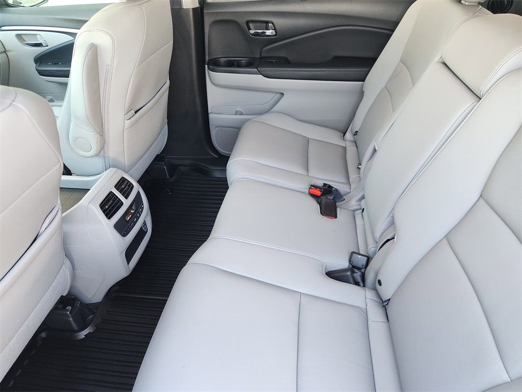 2020 Honda Pilot EX-L Gray at Autostrade