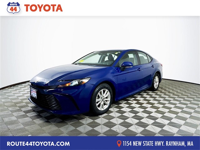2025 Toyota Camry LE FWD
