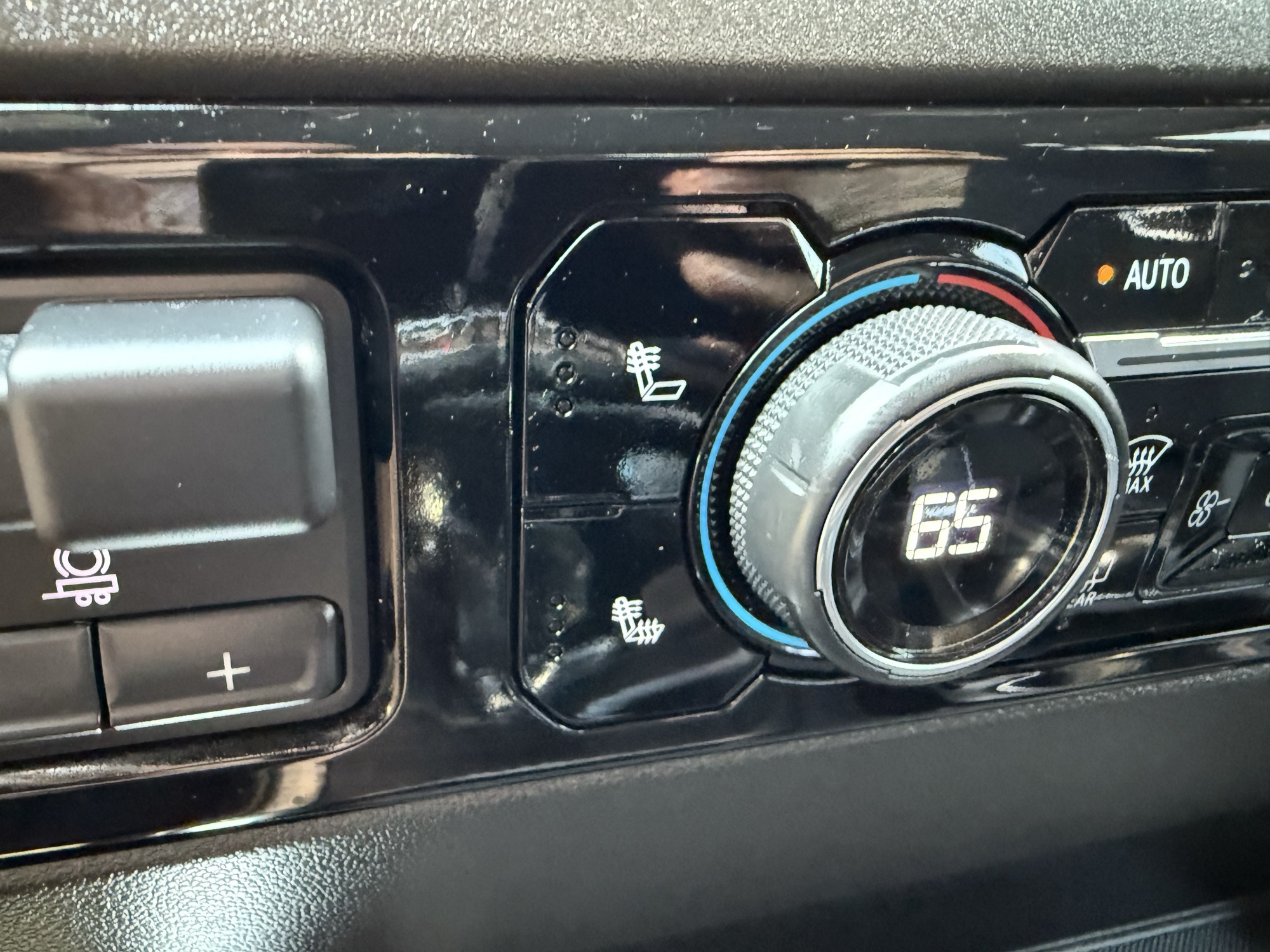 2023 Chevrolet Silverado 1500 RST photo 24