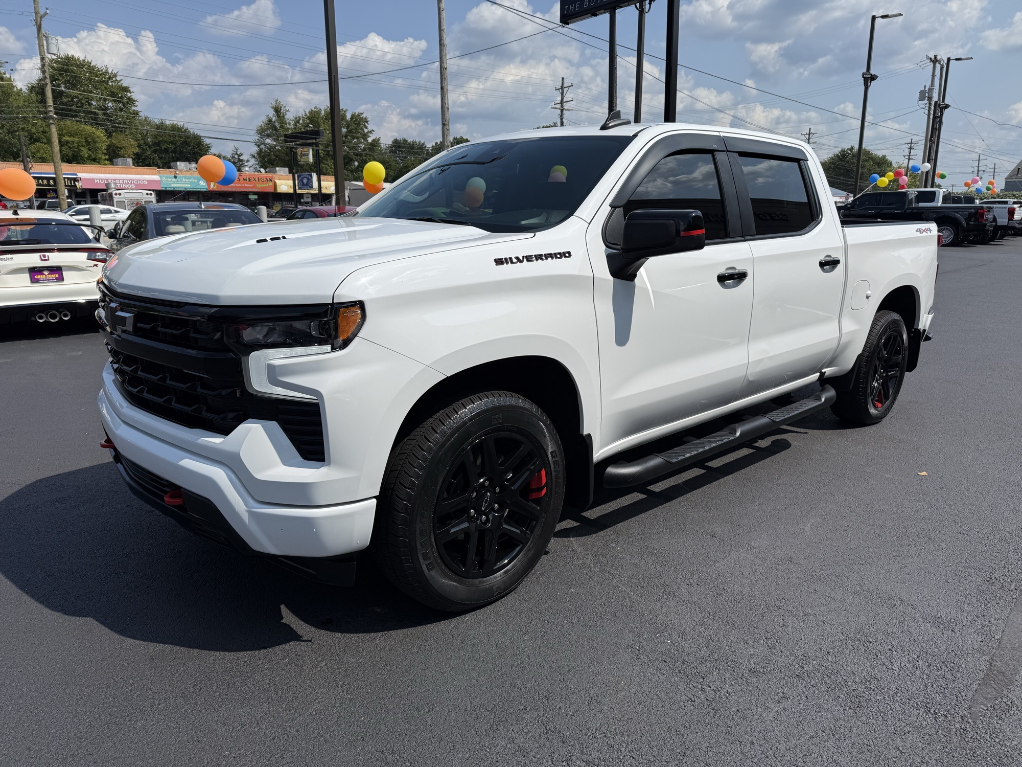 2023 Chevrolet Silverado 1500 RST photo 3
