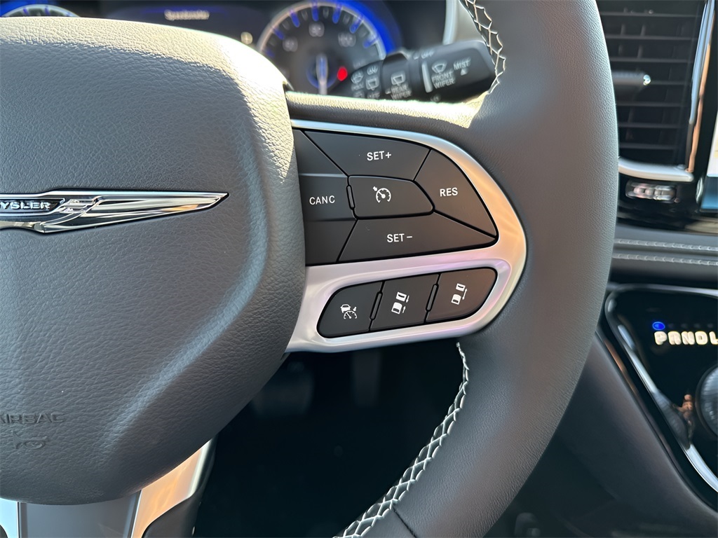 2026 Chrysler Pacifica