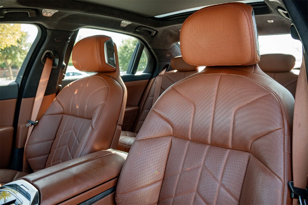 Used Car 2024 Bmw 7 Series  750e Xdrive For Sale Under $80,000 In Austin, Texas
