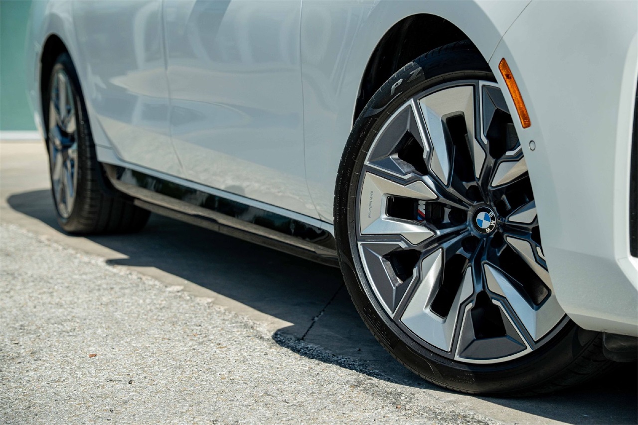 Used Car 2024 Bmw 7 Series  750e Xdrive For Sale Under $80,000 In Austin, Texas