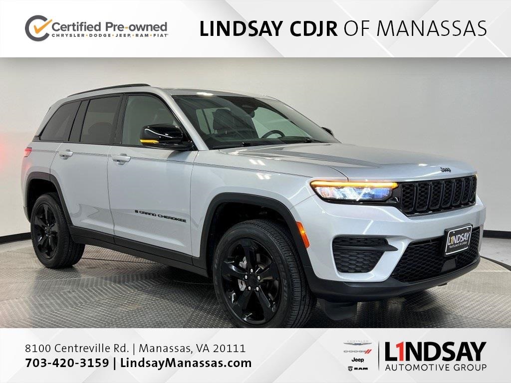 2023 Jeep Grand Cherokee Altitude 4WD