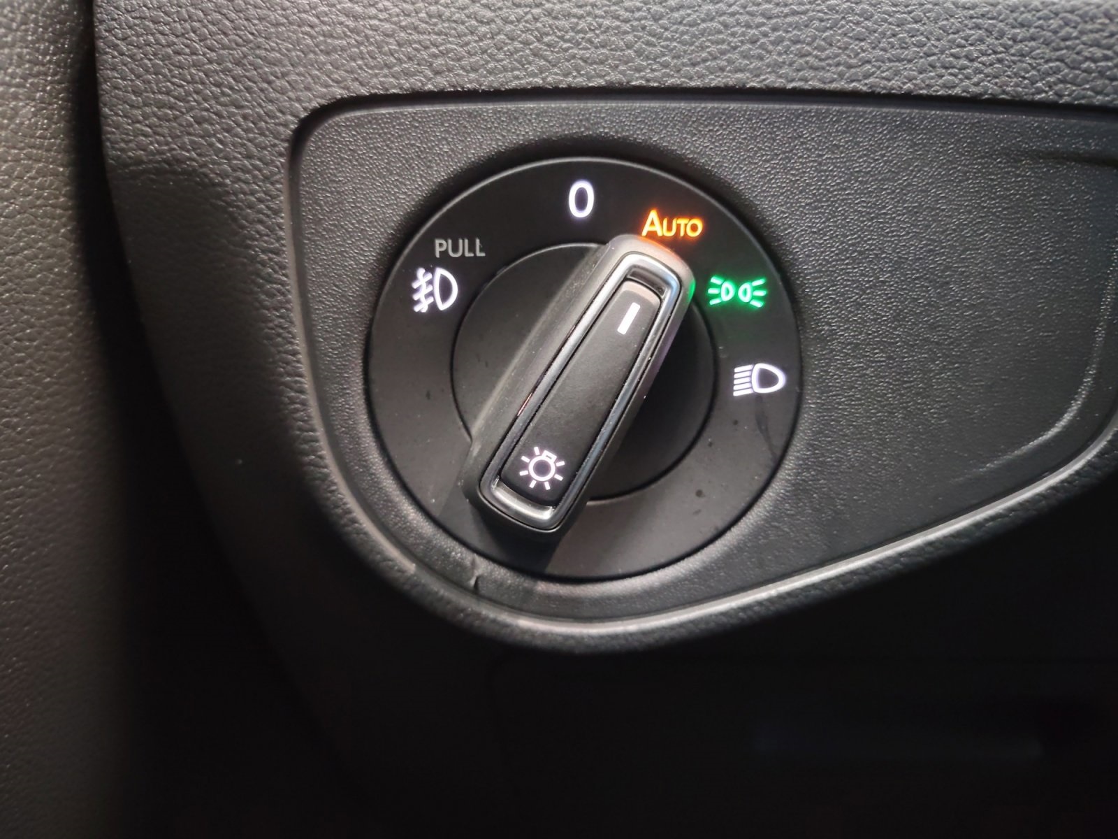 Used Car 2019 Volkswagen Atlas  3.6l V6 Se For Sale Under $25,000 In San Antonio, Texas