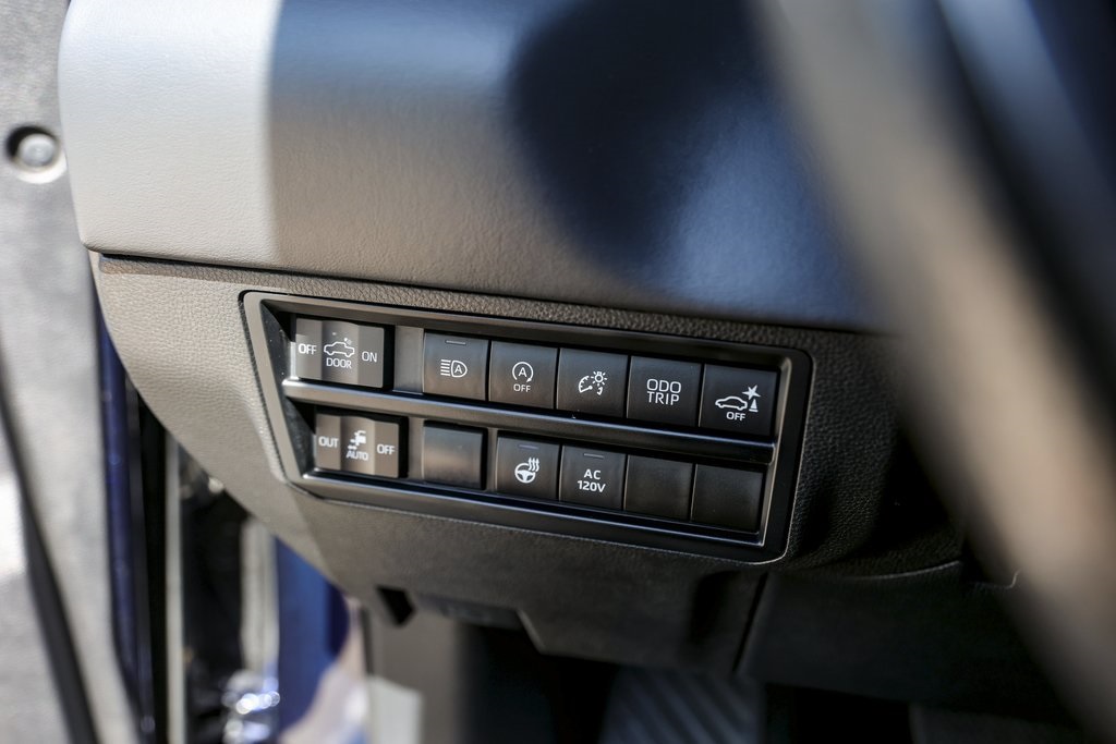 Used Car 2022 Toyota Tundra  Platinum For Sale In Austin, Texas