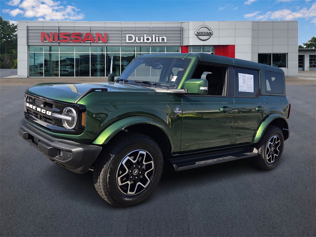 2025 Ford Bronco Outer Banks 4-Door 4WD