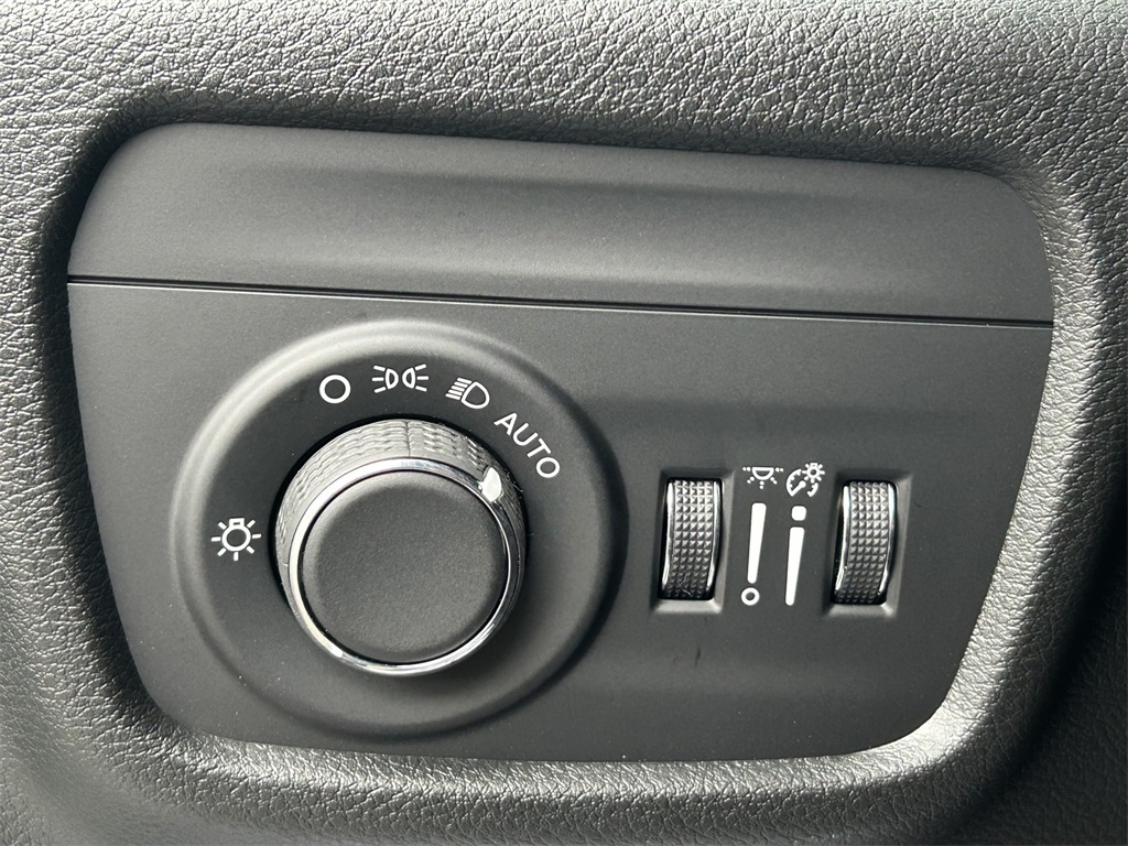 New Car 2025 Jeep Grand Cherokee L  Altitude X For Sale Under $50,000 In San Marcos, Texas