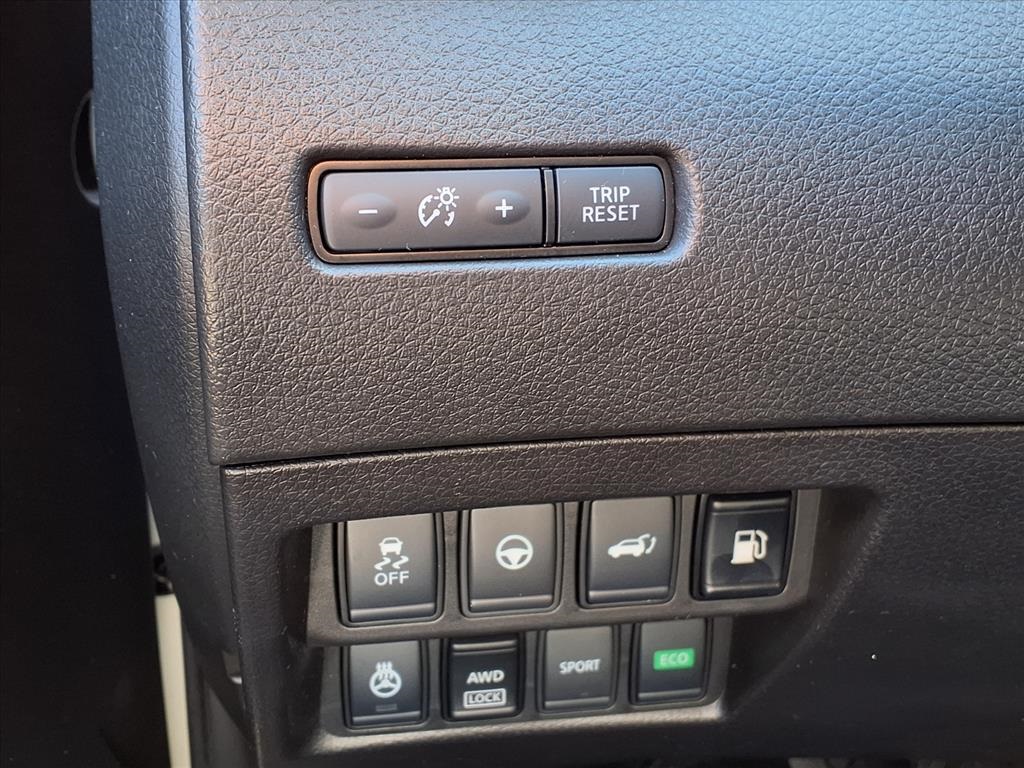 2020 Nissan Rogue SV White at Martin Chrysler Dodge Jeep Ram