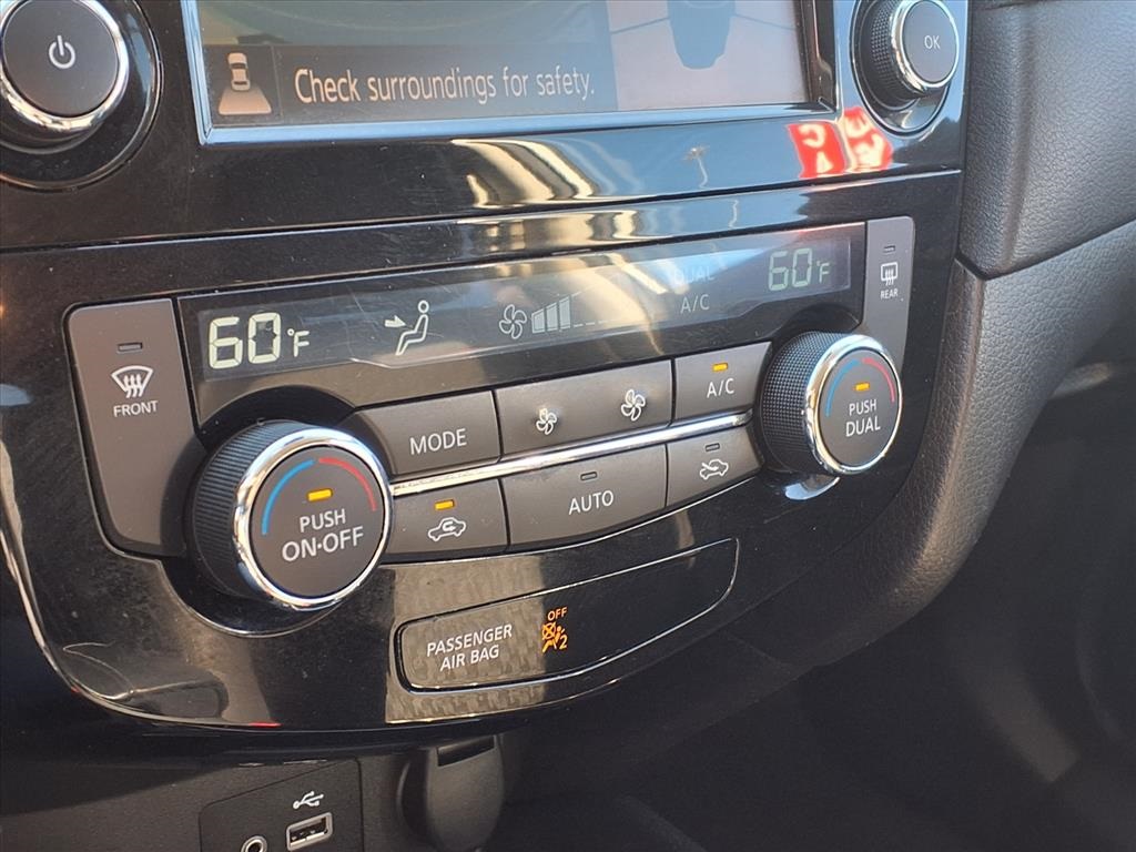 2020 Nissan Rogue SV White at Martin Chrysler Dodge Jeep Ram